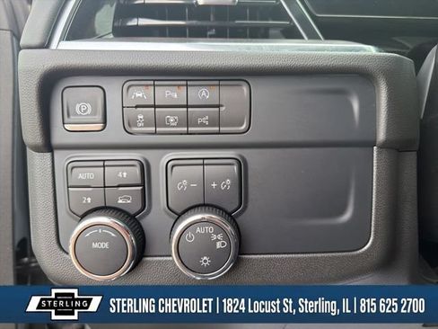 Used 2025 Chevrolet Tahoe LT AWD/4WD image 22