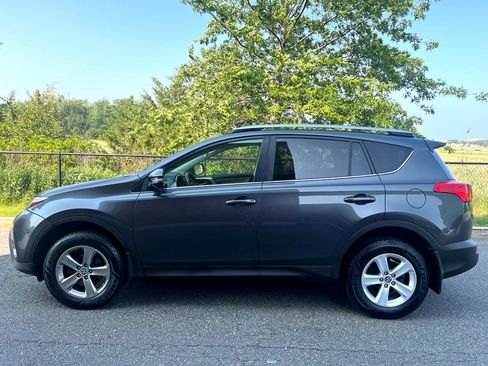 Used 2015 Toyota RAV4 XLE image 3
