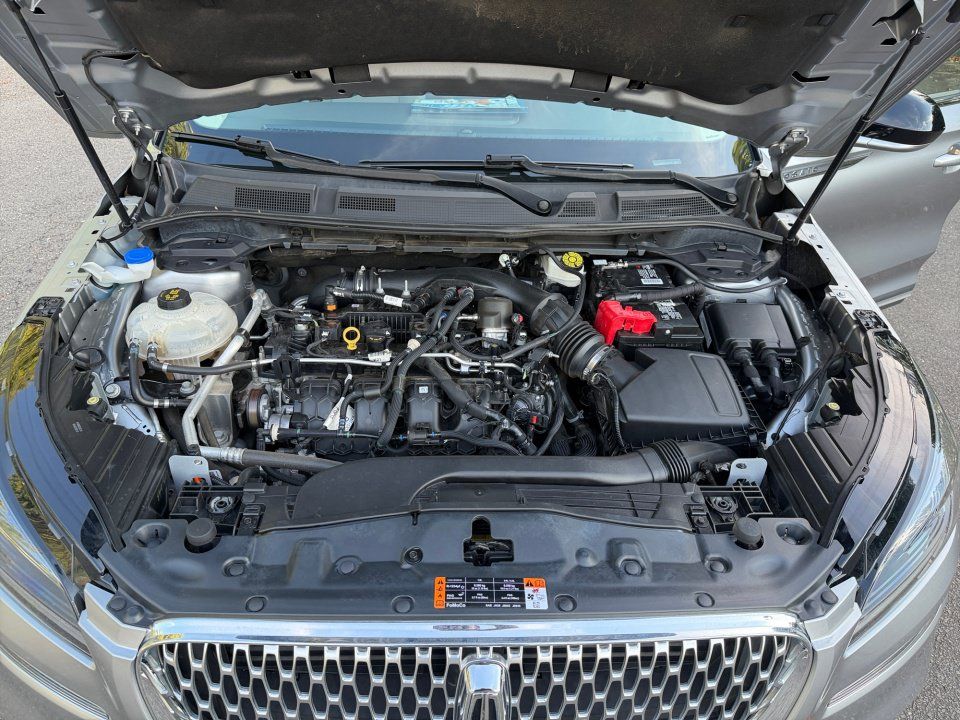 Used 2022 Lincoln Corsair FWD w/ Premium Package image 20
