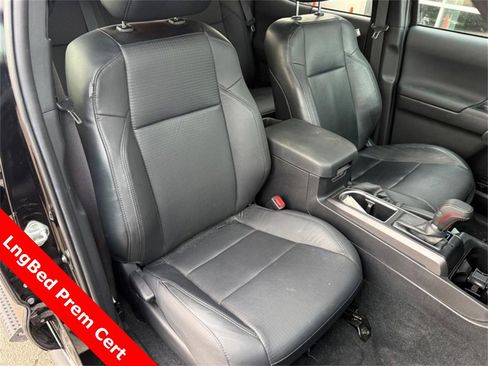 Used 2023 Toyota Tacoma TRD Off-Road image 11