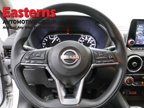 Used 2024 Nissan Sentra SV image 10