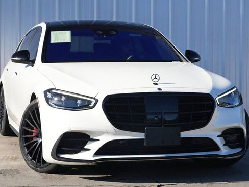 Used 2022 Mercedes-Benz S 500 4MATIC image 4