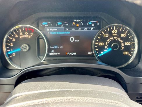 Used 2018 Ford F150 Lariat AWD/4WD image 12