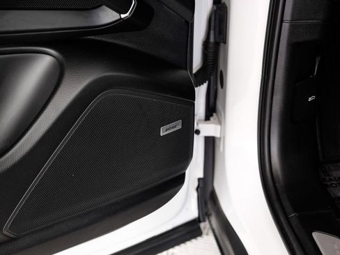 Used 2019 Porsche Cayenne S image 49