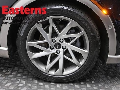 Used 2024 Genesis GV60 Advanced AWD/4WD image 32