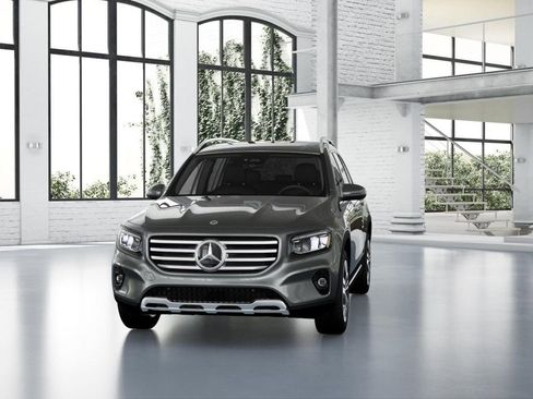 Certified 2025 Mercedes-Benz GLB 250 4MATIC image 42