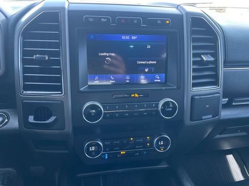 Used 2020 Ford Expedition XLT w/ Equipment Group 202A AWD/4WD image 13