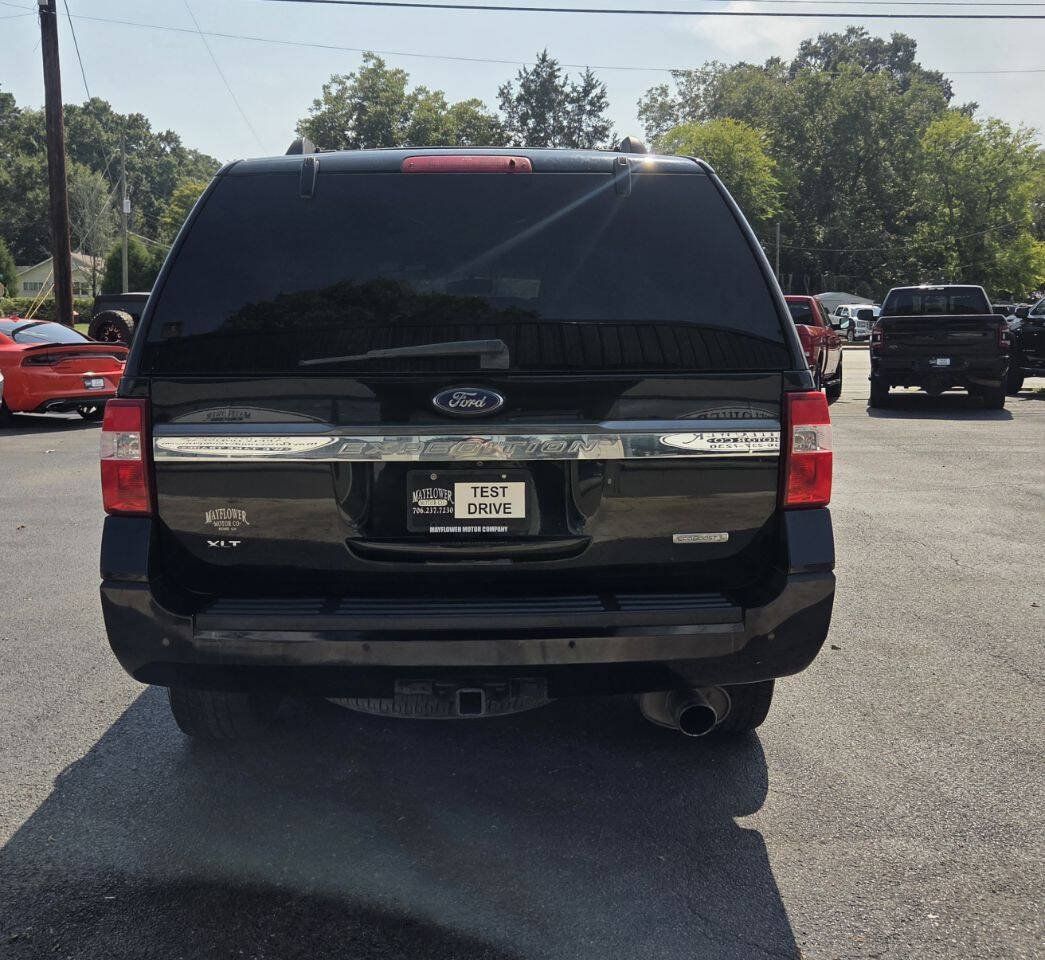 Used 2017 Ford Expedition XLT w/ Equipment Group 202A RWD image 5