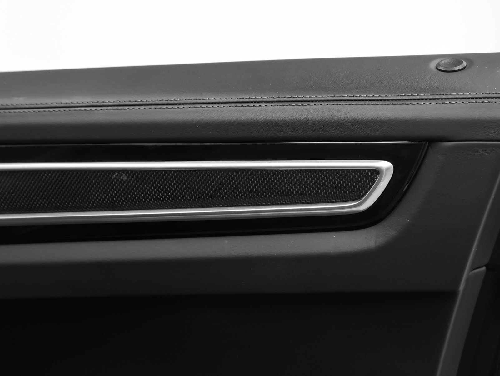 Certified 2021 Porsche Cayenne Turbo AWD/4WD image 26