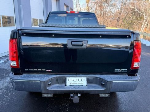 Used 2011 GMC Sierra 1500 W/T image 8