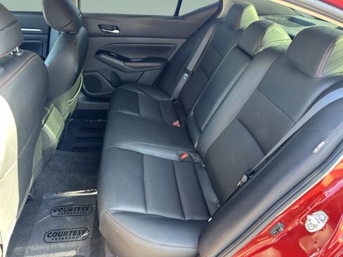 Certified 2024 Nissan Altima 2.5 SR FWD image 18