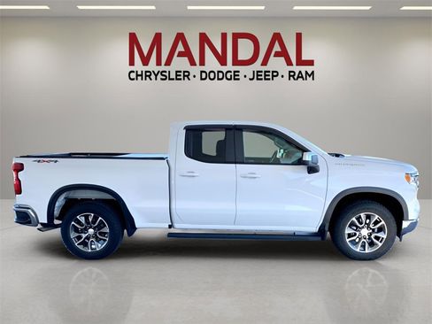 Used 2023 Chevrolet Silverado 1500 LT image 5