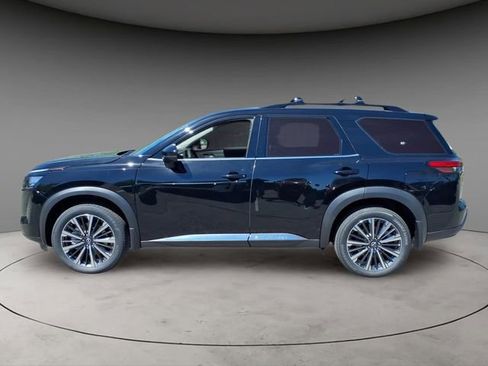 New 2026 Nissan Pathfinder Platinum w/ Cargo Package AWD/4WD image 2
