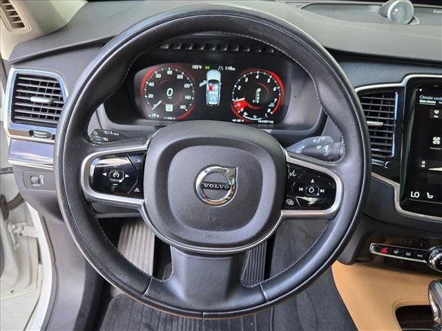 Used 2016 Volvo XC90 T6 Momentum w/ Momentum Plus Package AWD/4WD image 13