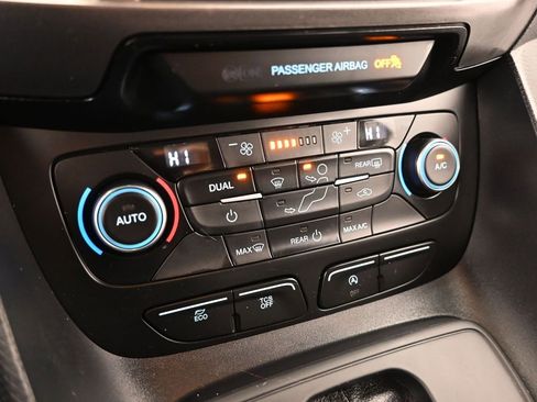 Certified 2022 Ford Transit Connect XL image 16