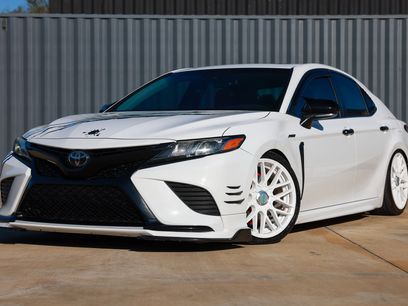 Used 2018 Toyota Camry SE w/ Audio Package