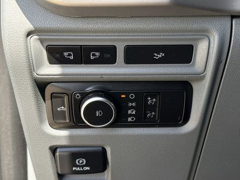 Used 2022 Ford F150 XLT w/ Equipment Group 302A High RWD image 24