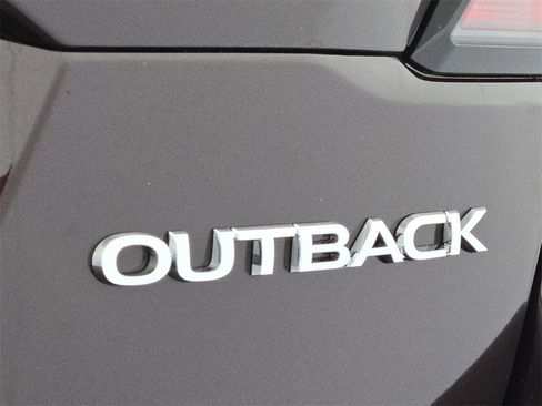Used 2024 Subaru Outback Limited image 14