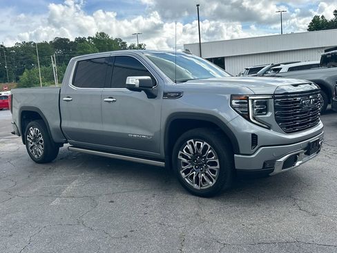 Used 2024 GMC Sierra 1500 Denali Ultimate AWD/4WD image 4