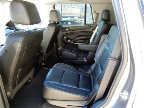 Used 2019 Chevrolet Tahoe LT image 10