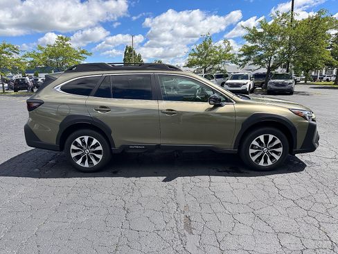 Certified 2024 Subaru Outback Limited AWD/4WD image 2