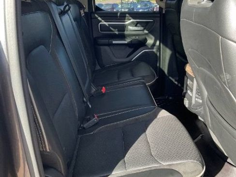 Used 2019 RAM 1500 Laramie AWD/4WD image 30