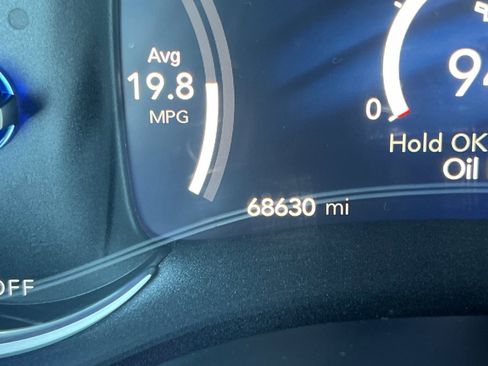 Used 2023 Chrysler Pacifica Limited image 33