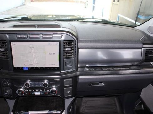 Used 2024 Ford F250 Lariat w/ Black Appearance Package image 31