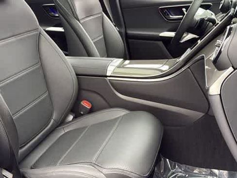 Certified 2026 Mercedes-Benz GLC 300 4MATIC image 29