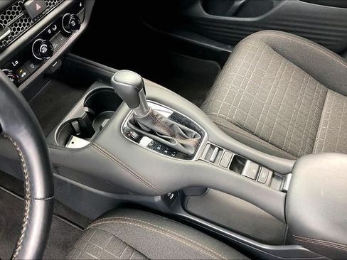 Certified 2025 Honda HR-V Sport image 15
