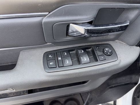 Used 2013 RAM 1500 Big Horn image 25