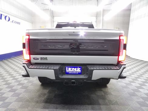 Used 2026 Ford F250 Platinum AWD/4WD image 37