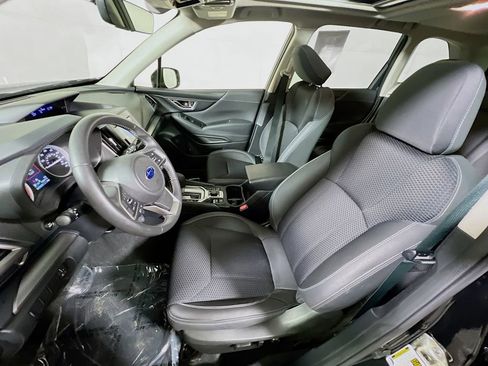 Used 2020 Subaru Forester Premium AWD/4WD image 18