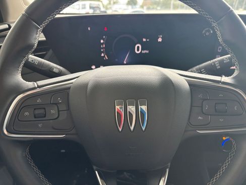 Used 2025 Buick Encore GX Preferred image 27