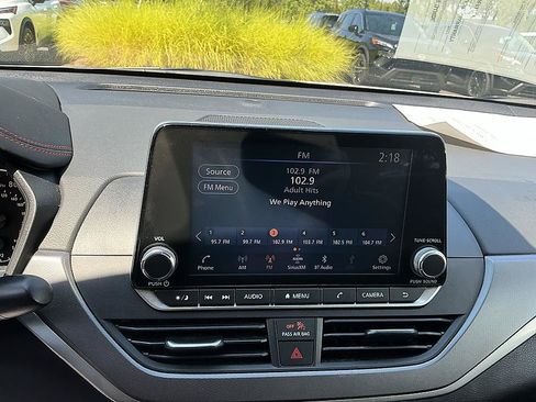 Certified 2024 Nissan Altima 2.5 SR FWD image 18