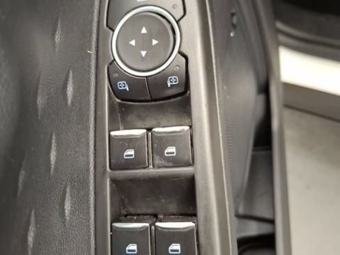 Used 2020 Ford Escape Titanium AWD/4WD image 16