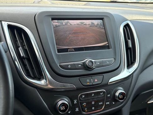 Used 2024 Chevrolet Equinox LT AWD/4WD image 25