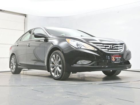 Used 2011 Hyundai Sonata SE image 25
