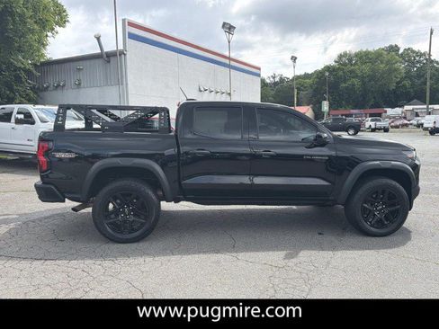 Used 2023 Chevrolet Colorado Trail Boss w/ Technology Package AWD/4WD image 8