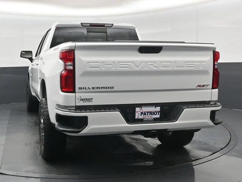 Used 2021 Chevrolet Silverado 1500 RST w/ Texas Edition Plus AWD/4WD image 2