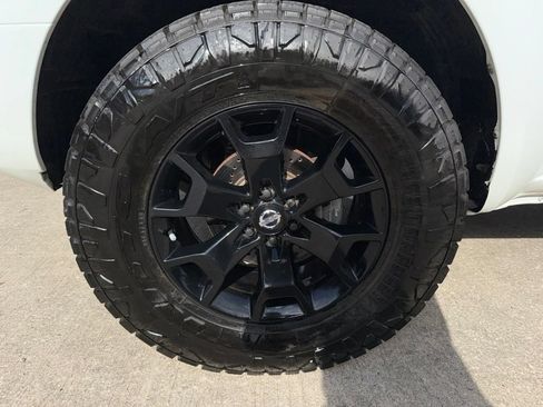 Used 2021 Nissan Frontier SV w/ Midnight Edition Floor Mats RWD image 50