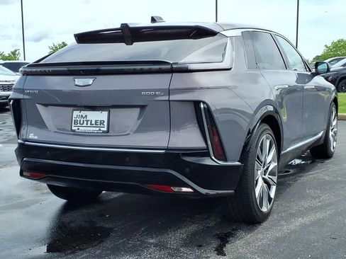 Used 2025 Cadillac Lyriq Luxury w/ LPO, Floor Liner Package AWD/4WD image 30