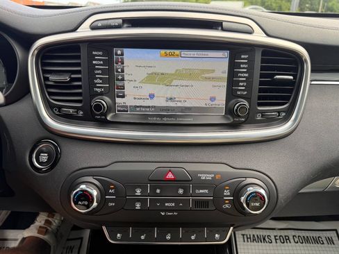 Used 2017 Kia Sorento SX AWD/4WD image 17