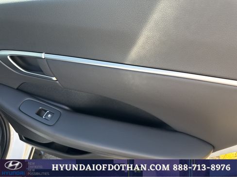 Certified 2025 Hyundai Sonata SEL FWD image 16