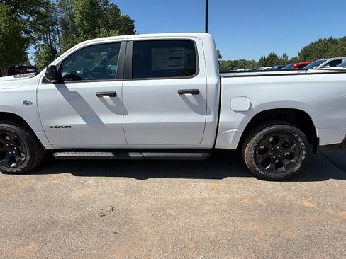 New 2026 RAM 1500 Express AWD/4WD image 11