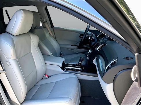 Used 2017 Acura RDX w/ Advance Package FWD image 9