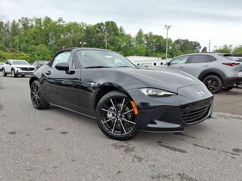 New 2026 MAZDA MX-5 Miata Grand Touring w/ Weather Package RWD image 3