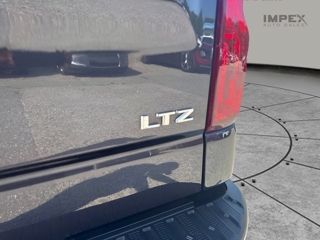 Used 2023 Chevrolet Silverado 1500 LTZ RWD image 21