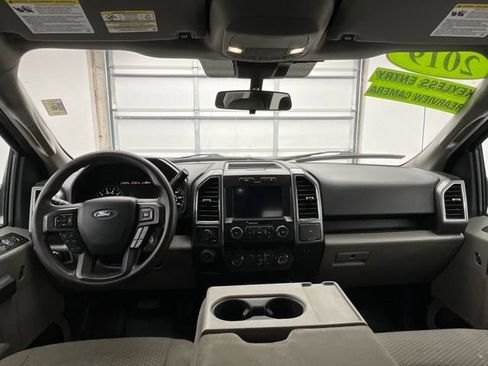 Used 2019 Ford F150 XLT w/ Trailer Tow Package image 4