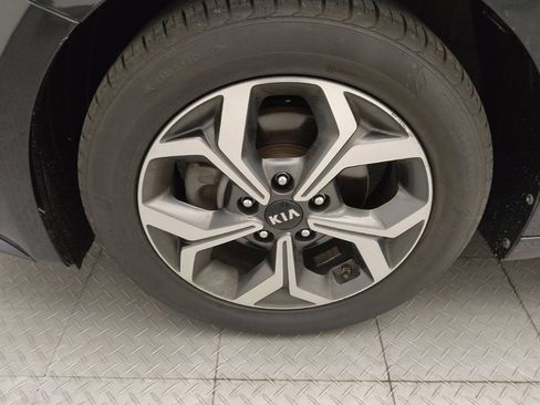Used 2021 Kia Forte LXS FWD image 31